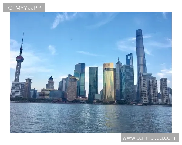 鲁本迪亚斯：从新星到后防核心的成长之路与未来展望