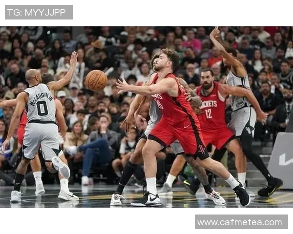 2007年NBA常规赛火箭队与雄鹿队的对决结果揭晓谁最终赢得比赛胜利